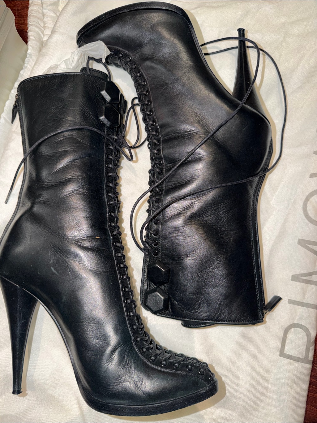 Givenchy Run Way Rare 39 Black Lace-Up Stiletto Ankle Boots